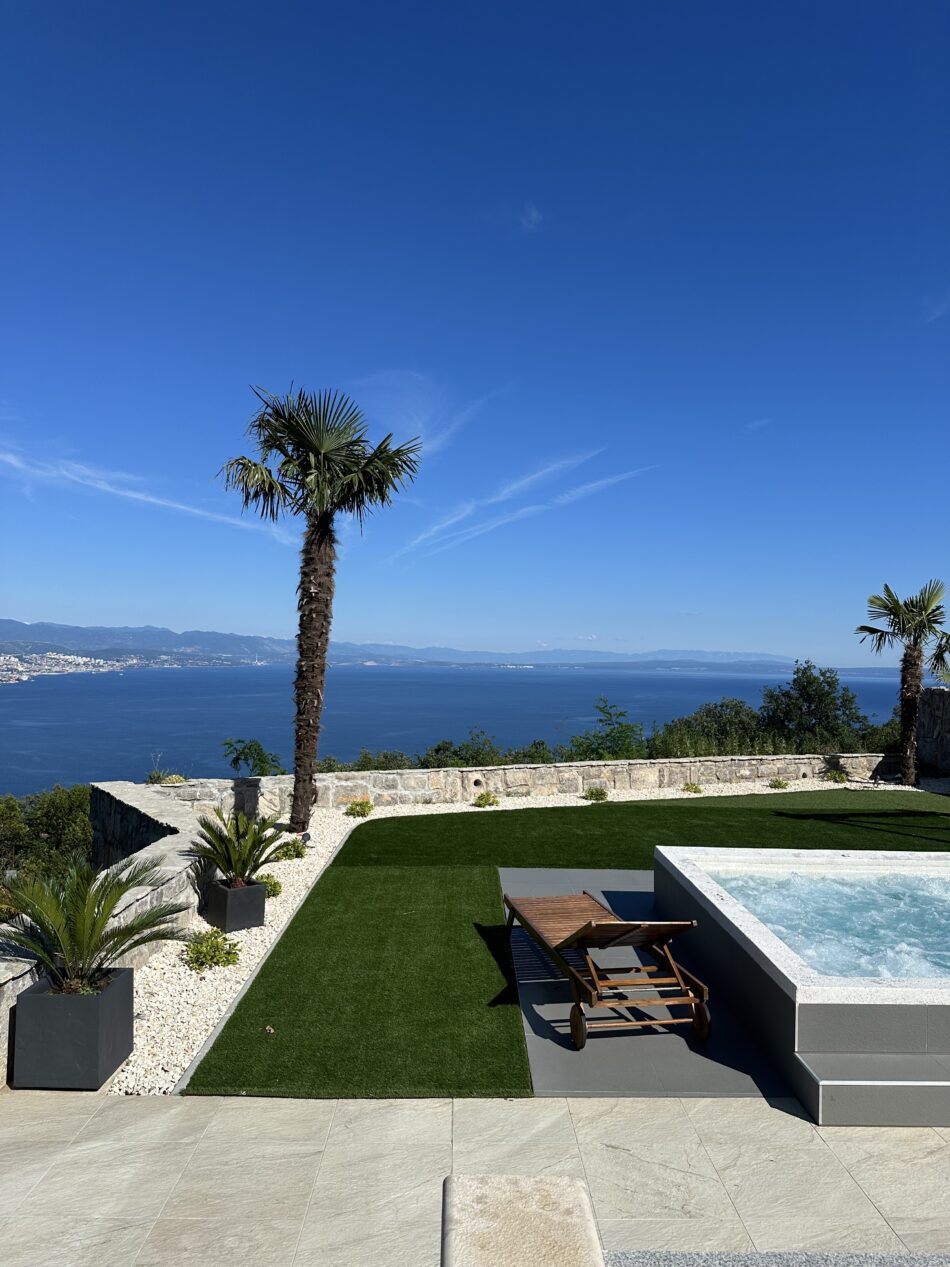 Outdoor NEW